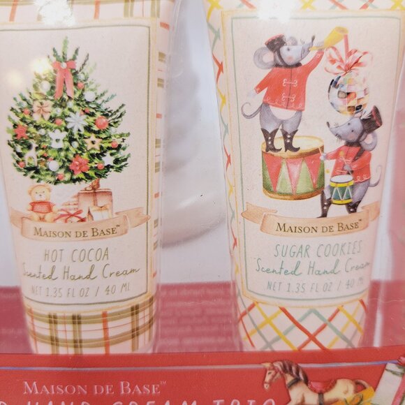 Holiday Bath & Body 3 Hand Cream Christmas Winter Berry, Hot Cocoa, Sugar Cookie - Picture 3 of 7